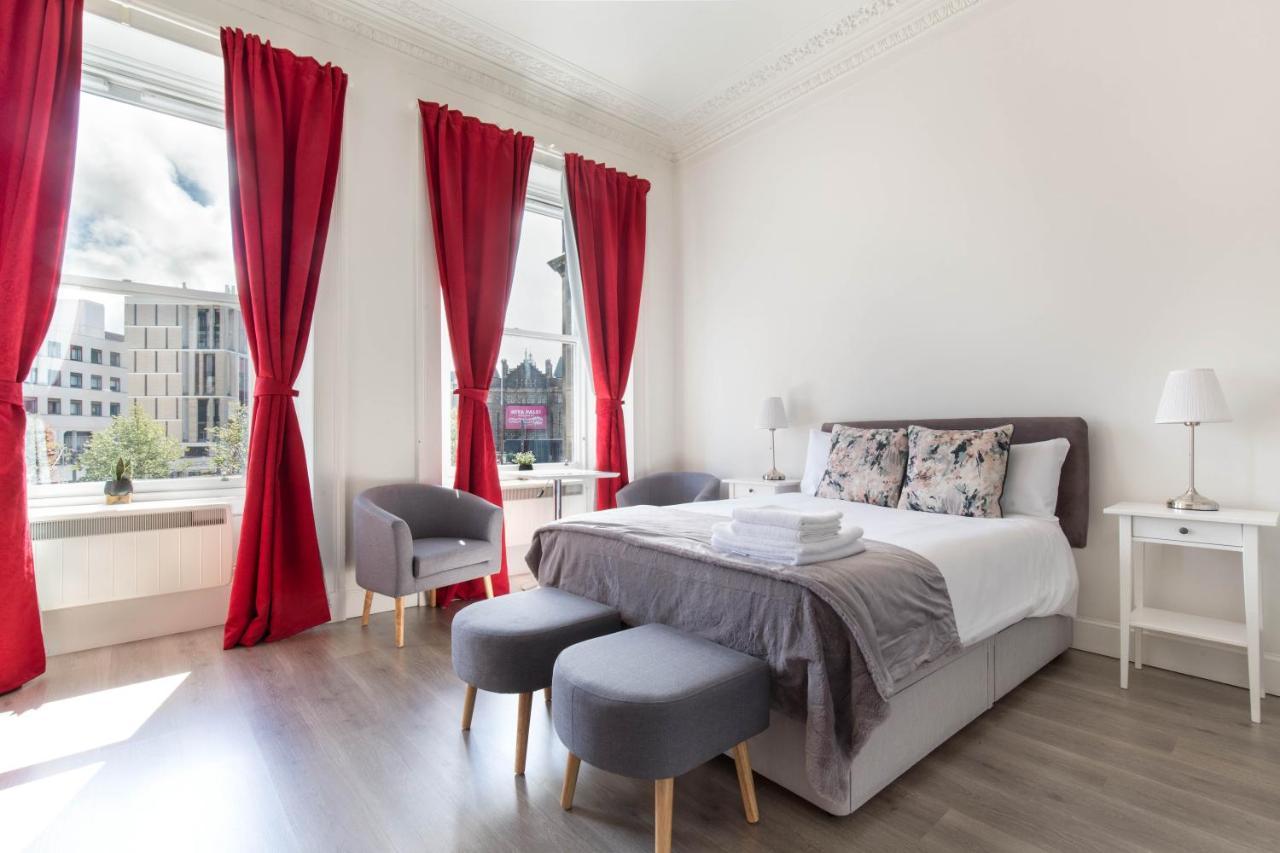 Modern Studio Apartment In Prime Central Location エディンバラ エクステリア 写真